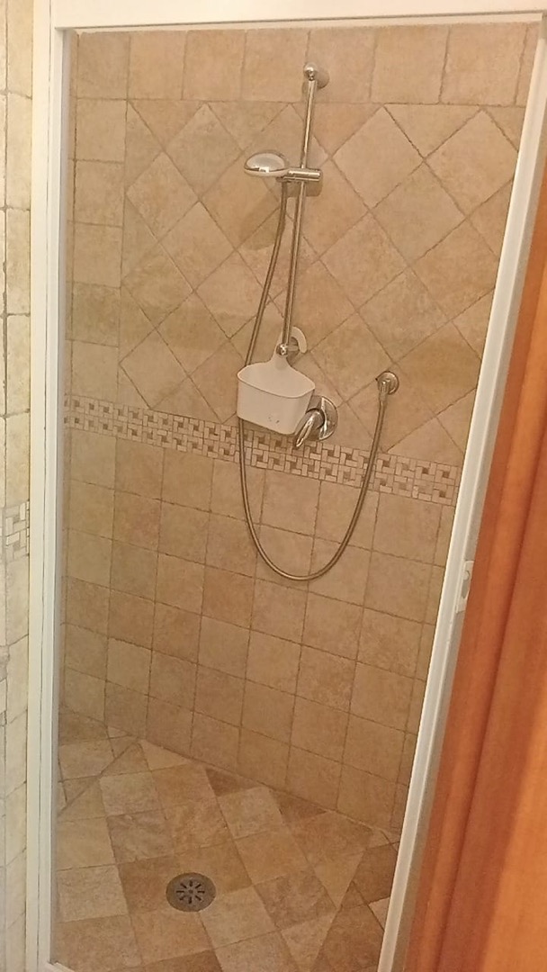 The Life Hotel – Camera 102_07